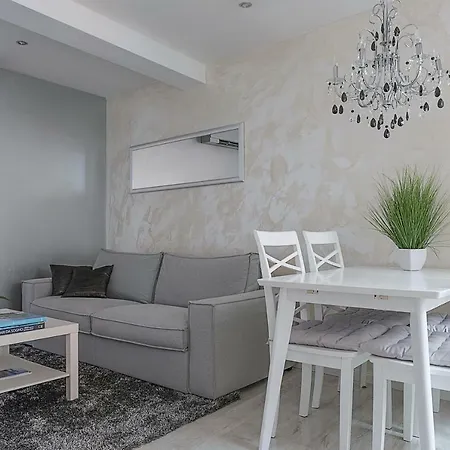 Royal View * Ρόβινι